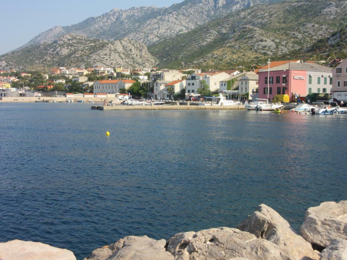 Apartmani Gracijela Karlobag Bagian luar foto