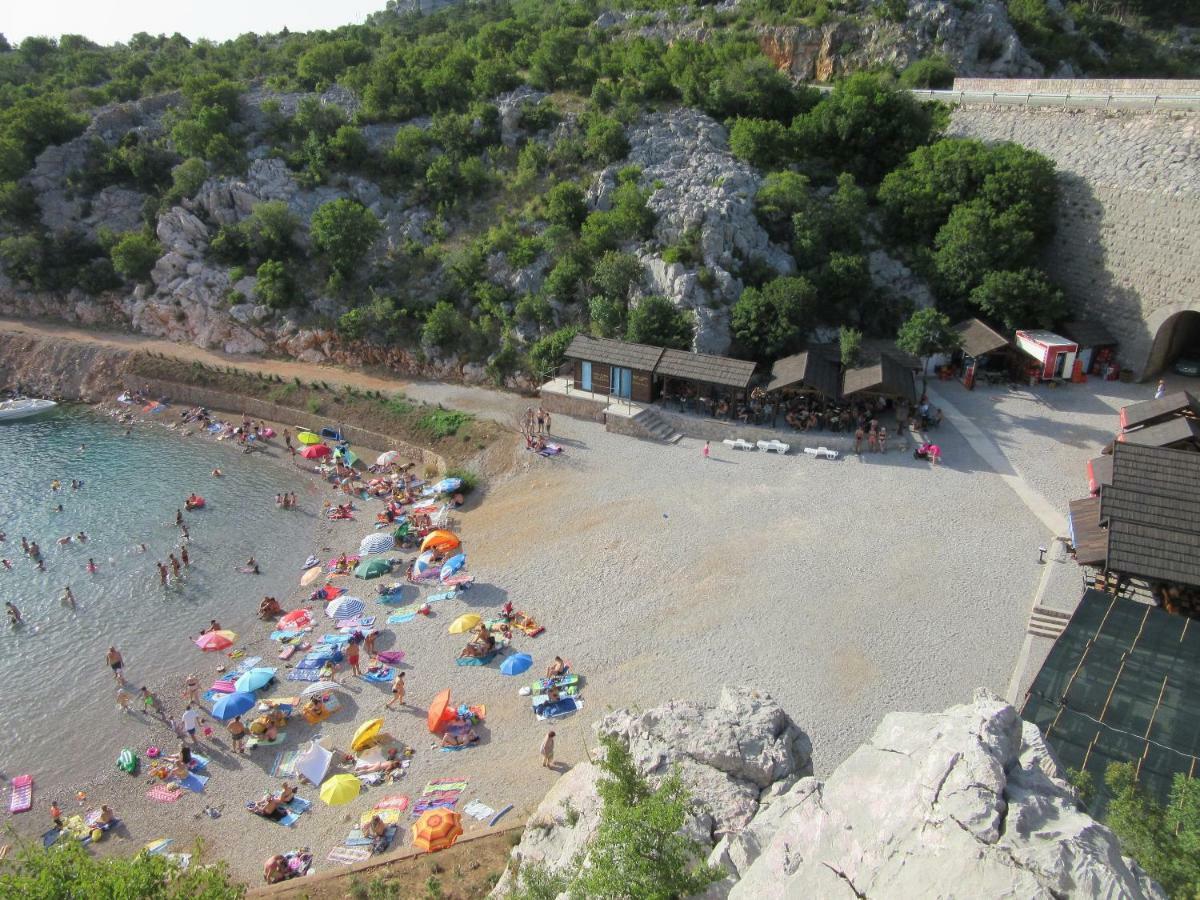 Apartmani Gracijela Karlobag Bagian luar foto
