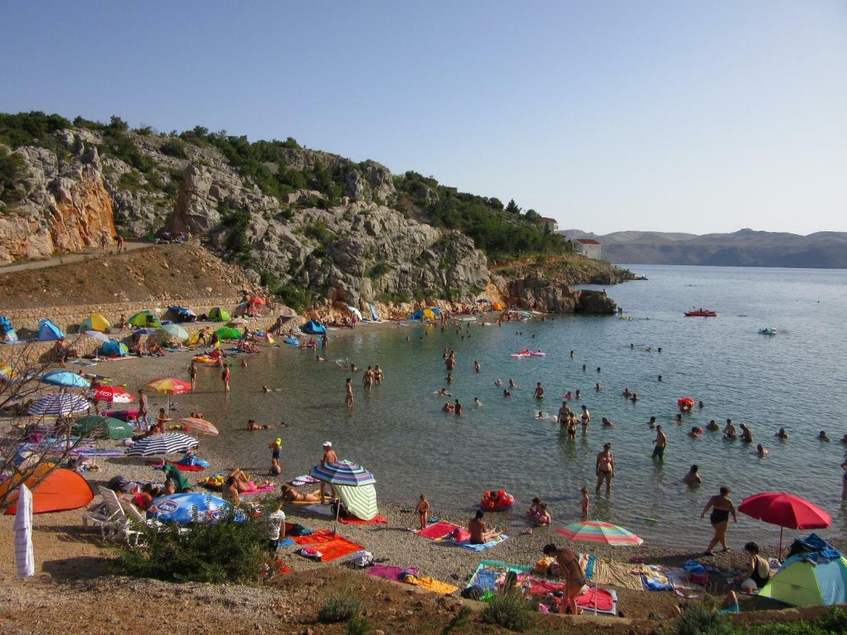 Apartmani Gracijela Karlobag Bagian luar foto